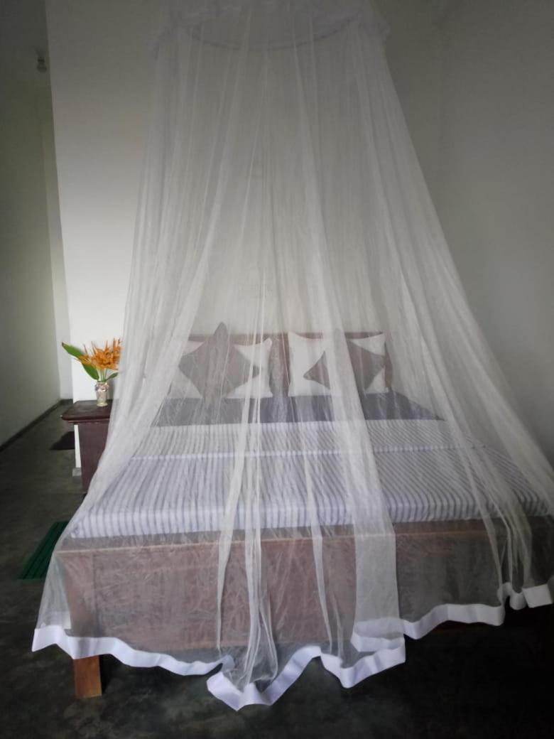 Sea Garden Beach Resort Habaraduwa Central Chambre photo
